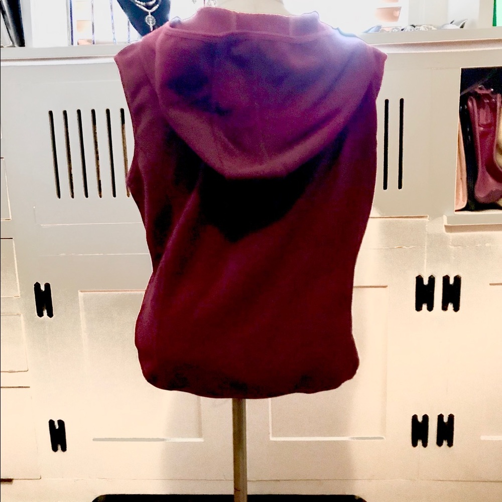 NWOT Jones New York Sport Vest W/ Hood - Picture 2 of 3